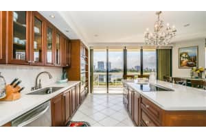 20191 E Country Club Dr 901 Aventura, FL 33180 - MLS#A11956628