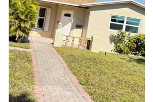 3205 Liberty St, Hollywood