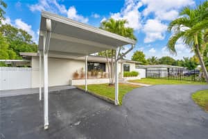 911 Nw 138th St Miami, FL 33168 - MLS#A11956685