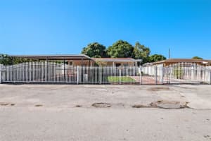 3880 E 8th Ln, Hialeah