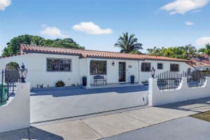 9410 Sw 42nd St Miami, FL 33165 - MLS#A11956701