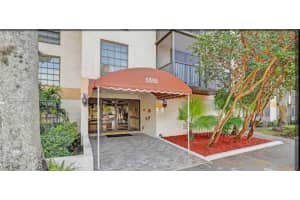 5550 Nw 44th St 106b, Lauderhill