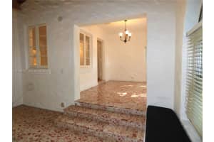 409 Marmore Ave Coral Gables, FL 33146 - MLS#A11956737