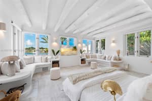 24 S Hibiscus Dr Miami Beach, FL 33139 - MLS#A11956788