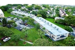 20311 Ne 2nd Ave 27, Miami