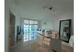 950 Brickell Bay Dr , Miami, FL 33131 - MLS#A11956847