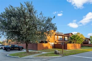 6554 Sw 114th Pl E74, Miami
