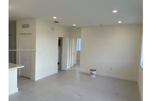 6453 Nw 102nd Path 303 Doral, FL 33178 - MLS#A11956868