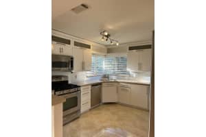 9208 Byron Ave Surfside, FL 33154 - MLS#A11956878