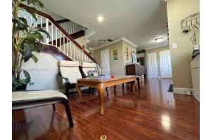 232 Lakeside Cir Sunrise, FL 33326 - MLS#A11956880