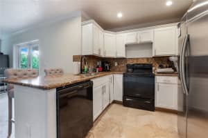 6881 Sw 27th St Miami, FL 33155 - MLS#A11956906