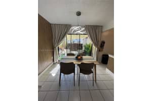 10211 Fontainebleau Blvd 102 Miami, FL 33172 - MLS#A11956927