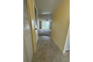 8450 Sunrise Lakes Blvd 211 Sunrise, FL 33322 - MLS#A11956936