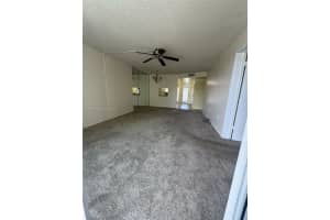 8450 Sunrise Lakes Blvd 211 Sunrise, FL 33322 - MLS#A11956936