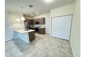 4802 Nw 83rd Path . Doral, FL 33166 - MLS#A11956957