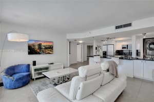 1717 N Bayshore Dr A-2440 Miami, FL 33132 - MLS#A11956979