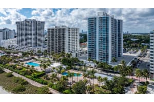 2655 Collins Ave 1106 Miami Beach, FL 33140 - MLS#A11957027