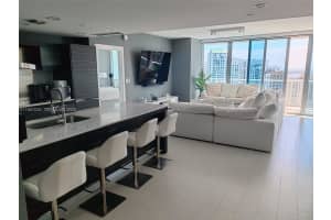 200 Biscayne Boulevard Way 3907 Miami, FL 33131 - MLS#A11957032