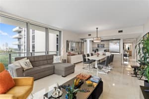 16385 Biscayne Blvd 1007 North Miami Beach, FL 33160 - MLS#A11957073