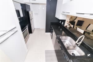 17100 N Bay Rd 1815 Sunny Isles Beach, FL 33160 - MLS#A11957085