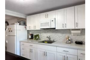 1120 N 61st Ave Hollywood, FL 33024 - MLS#A11957123