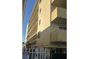 1334 Collins Ave 204 Miami Beach, FL 33139 - MLS#A11957134