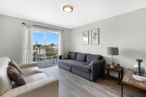 3527 Ne 168th St 409 North Miami Beach, FL 33160 - MLS#A11957150