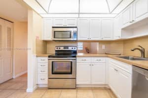 151 Berkley Rd 208 Hollywood, FL 33024 - MLS#A11957169