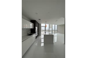 851 Ne 1st Ave 4302 Miami, FL 33132 - MLS#A11957264