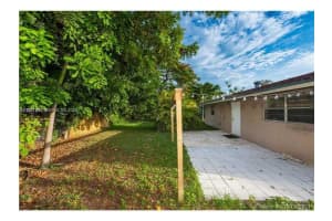 127 Nw 13th Ave Rear Dania Beach, FL 33004 - MLS#A11957277
