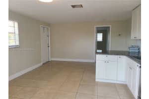 127 Nw 13th Ave Rear Dania Beach, FL 33004 - MLS#A11957277