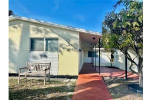 1435 Ne 22nd St 2 Wilton Manors, FL 33305 - MLS#A11957321