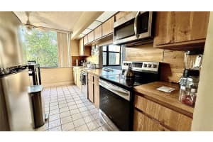 6800 Cypress Rd 501 Plantation, FL 33317 - MLS#A11957364