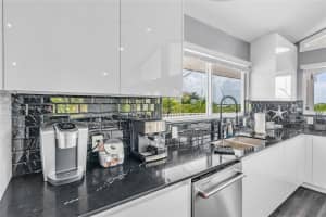 90 N Bounty Ln Key Largo, FL 33037 - MLS#A11957369