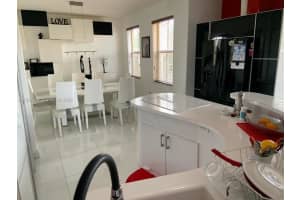 7586 Nw 113th Path Doral, FL 33178 - MLS#A11957373