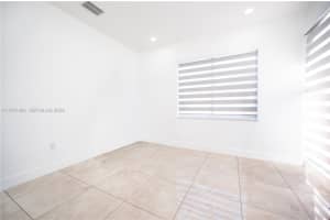 1046 Ne 17th Ter Homestead, FL 33033 - MLS#A11957384