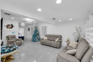 2464 Nw 104th St Miami, FL 33147 - MLS#A11957429