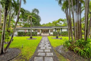 711 Sunset Rd 711 Coral Gables, FL 33143 - MLS#A11957436