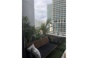 1050 Brickell Ave 818 Miami, FL 33131 - MLS#A11957453