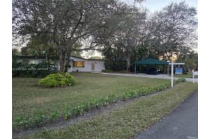 9860 Sw 140th St Miami, FL 33176 - MLS#A11957482