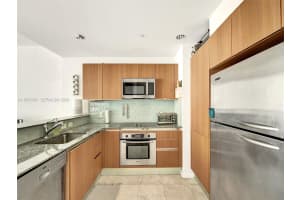 1050 Brickell Ave 2722 Miami, FL 33131 - MLS#A11957497