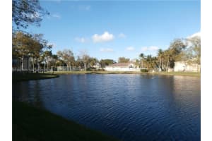 300 W Palm Cir W 307 Pembroke Pines, FL 33025 - MLS#A11957503