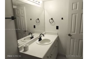 4910 Nw 79th Ave 108 Doral, FL 33166 - MLS#A11957562