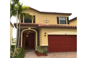 3385 W 86th Ter 3385 Hialeah, FL 33018 - MLS#A11957596