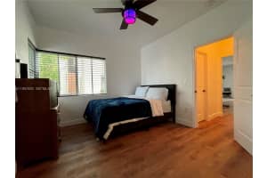 2463 Pine Tree Dr 4 Miami Beach, FL 33140 - MLS#A11957630