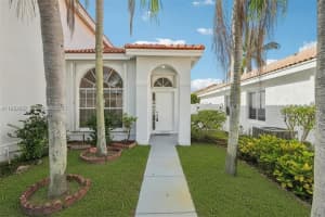 1378 SW 180th Ave, Pembroke Pines, FL 33029, - MLS#A11957657