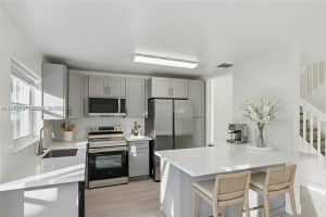 1378 SW 180th Ave, Pembroke Pines, FL 33029, - MLS#A11957657