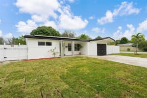 3301 N 66th Ave Hollywood, FL 33024 - MLS#A11957664