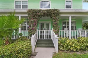 8445 Se Bayberry Ter Hobe Sound, FL 33455 - MLS#A11957675