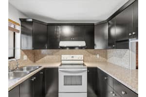 5020 Sw 40th Ave 5020 Fort Lauderdale, FL 33314 - MLS#A11957679